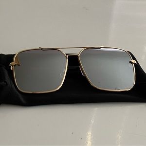 Sunglasses unbranded brand new!